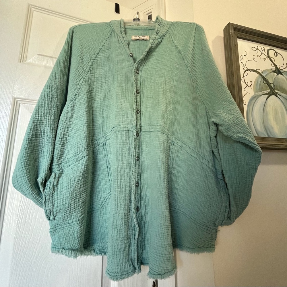 We The Free Daydream Button Down - Picture 5 of 10